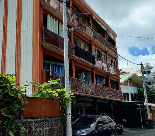 A vendre immeuble en R+3 à Papeete (Usage commercial et habitation)