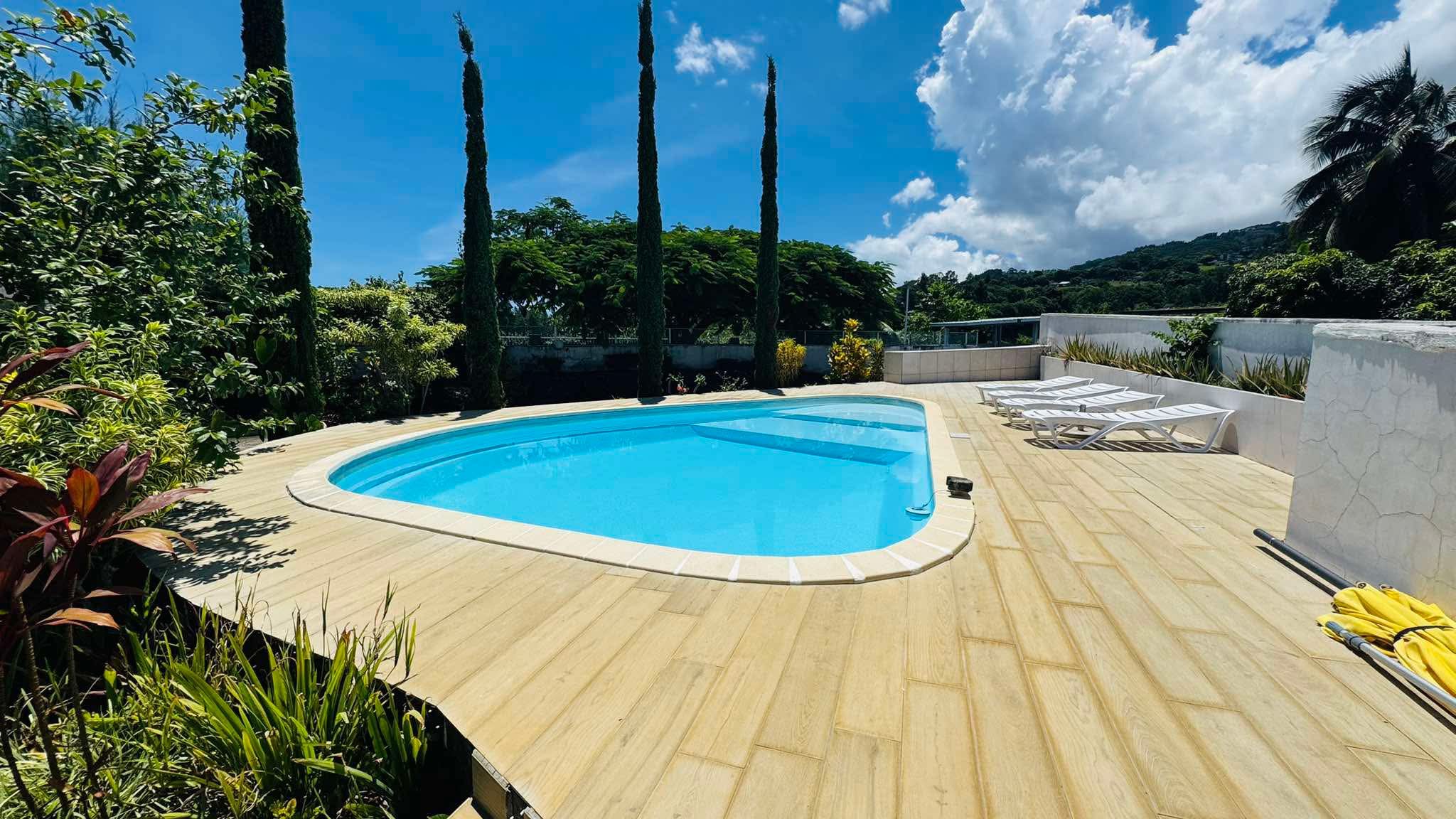 A louer magnifique villa F5+ Punaauia