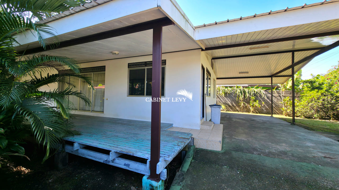 A louer maison mitoyenne F3 (meublée/équipée) début Papara
