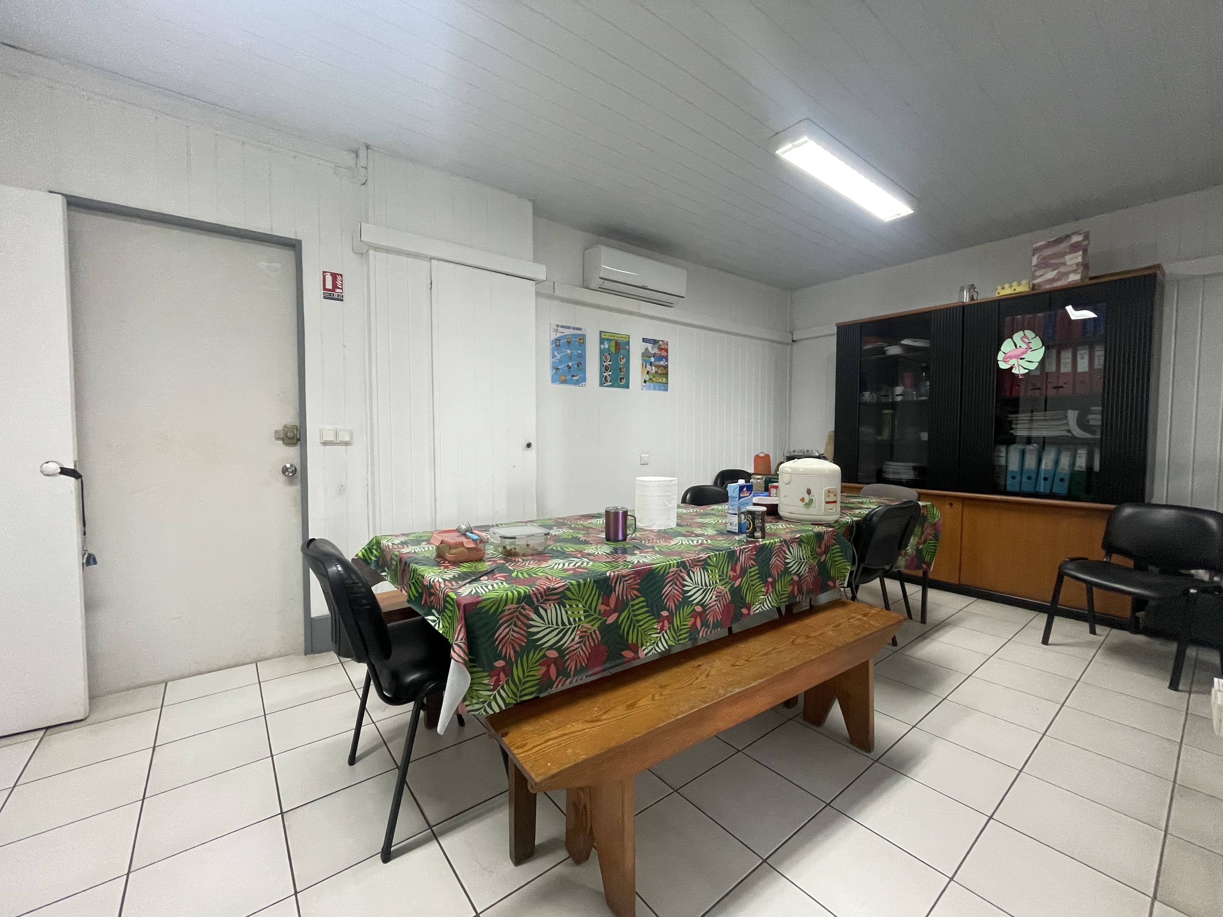 À LOUER BUREAUX 300m2 CENTRE VILLE - PAPEETE