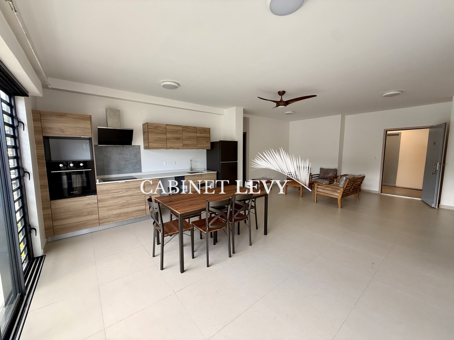 À louer appartement F3 "meublé/équipé"  à Tipaeru'i, Papeete