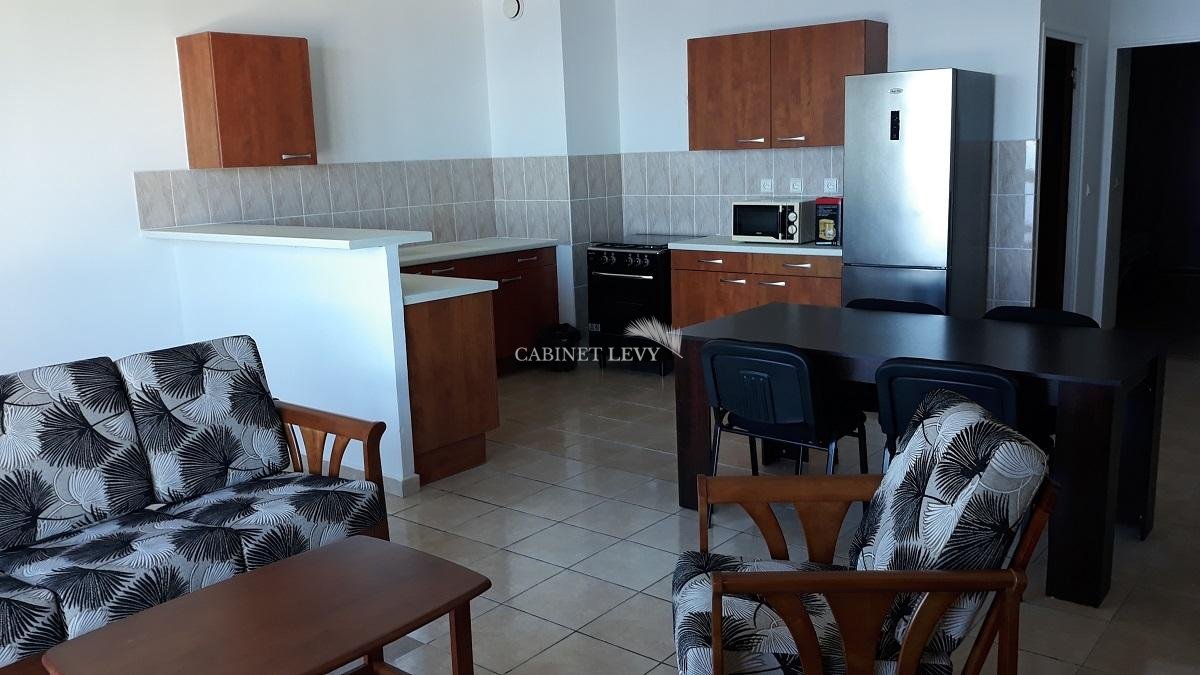 A louer appartement F2 (meublé/équipé) sur les hauteurs de Punavai nui à Punaauia (Vue Mer )