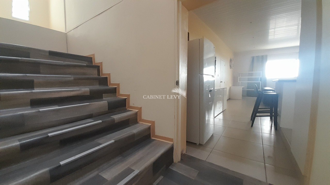 escalier accès cuisine