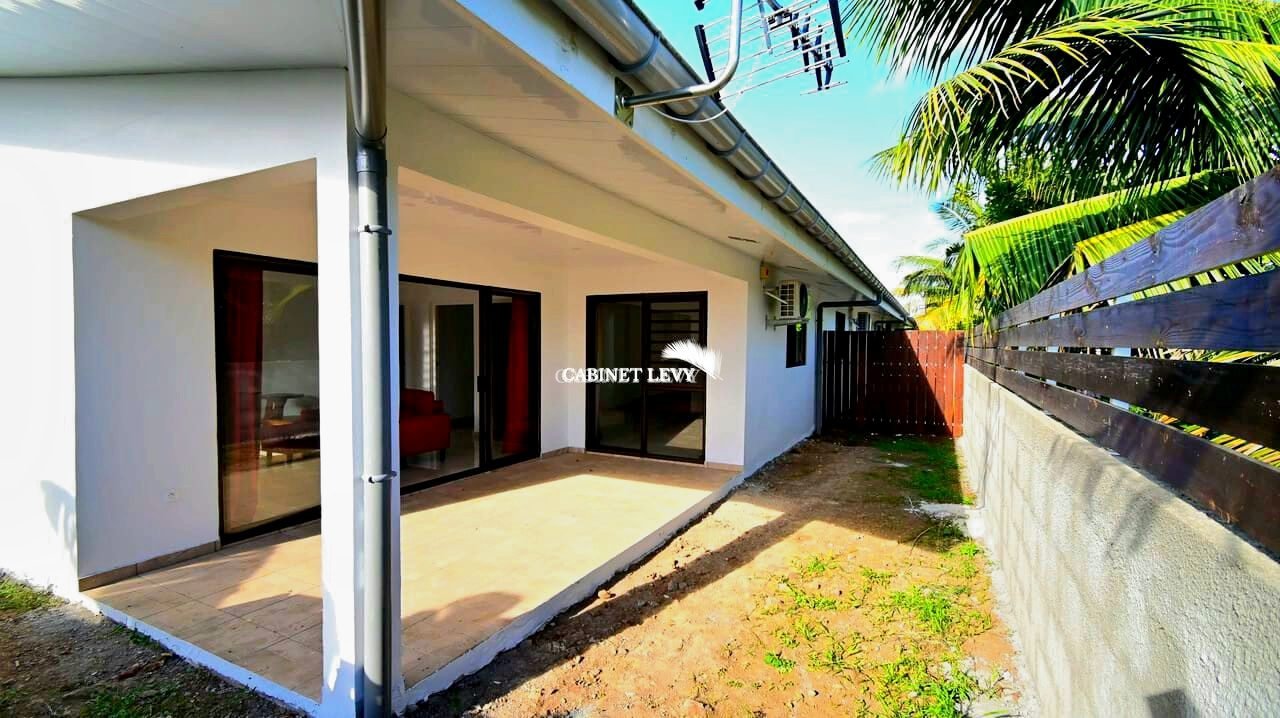 A vendre charmante maison F3  récente à Papeari