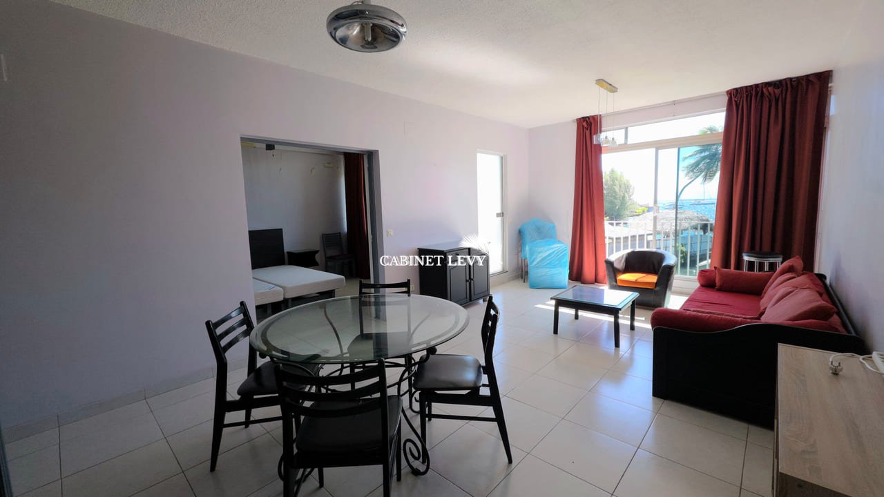 Appartement F2 «meublé/climatisé» à Arue (1er étage – Résidence au bord de mer) B27