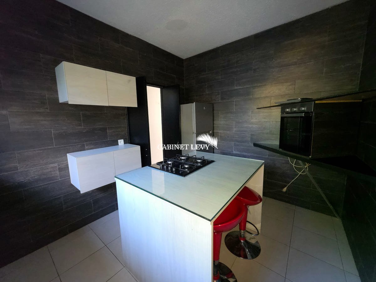 À Louer : Appartement F3 au Rez-de-Jardin à Arue 