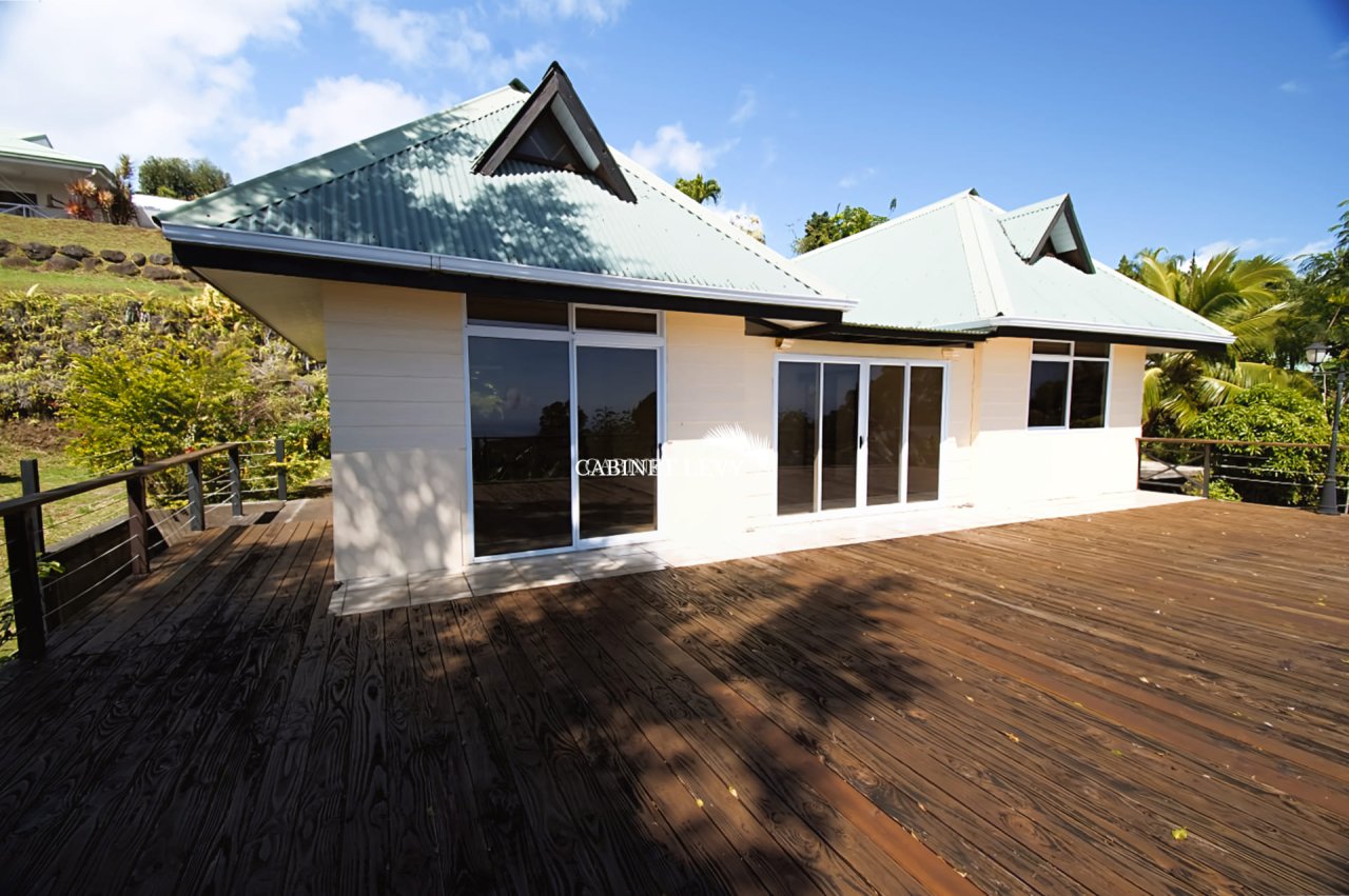 À Vendre : Grande Maison F4 de 180m² à Mahina