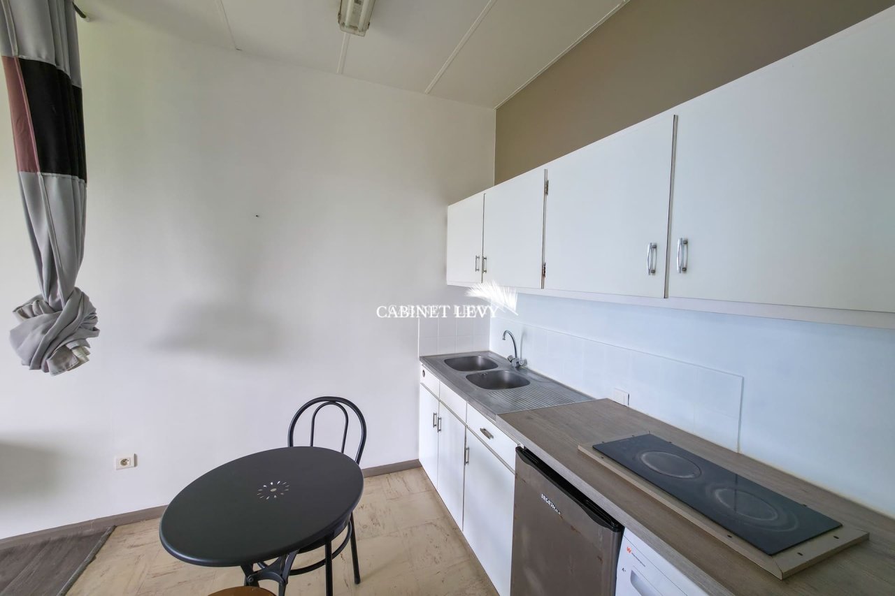 A louer Studio BORD DE MER à Arue (Cuisine)