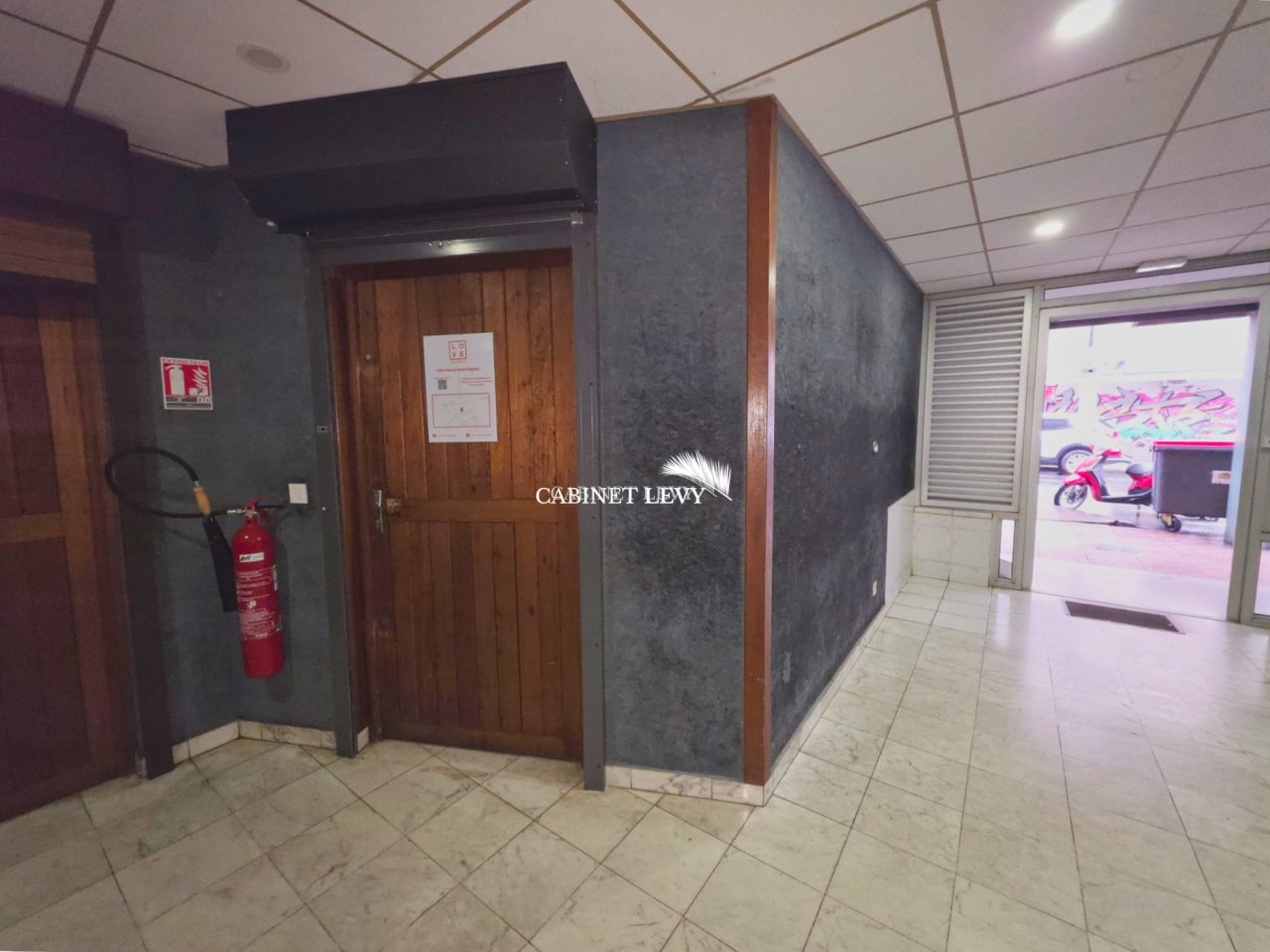 Droit au bail à vendre – Local commercial 35 m² RÉNOVÉ – Papeete centre (Idéal boutique, prêt-à-porter, accessoires)