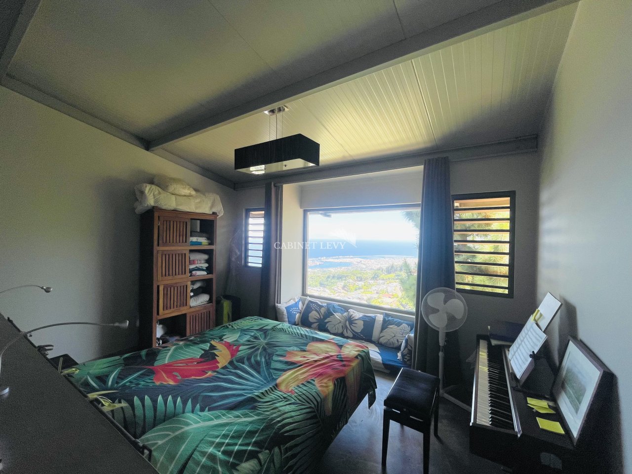 Chambre parentale vue océan