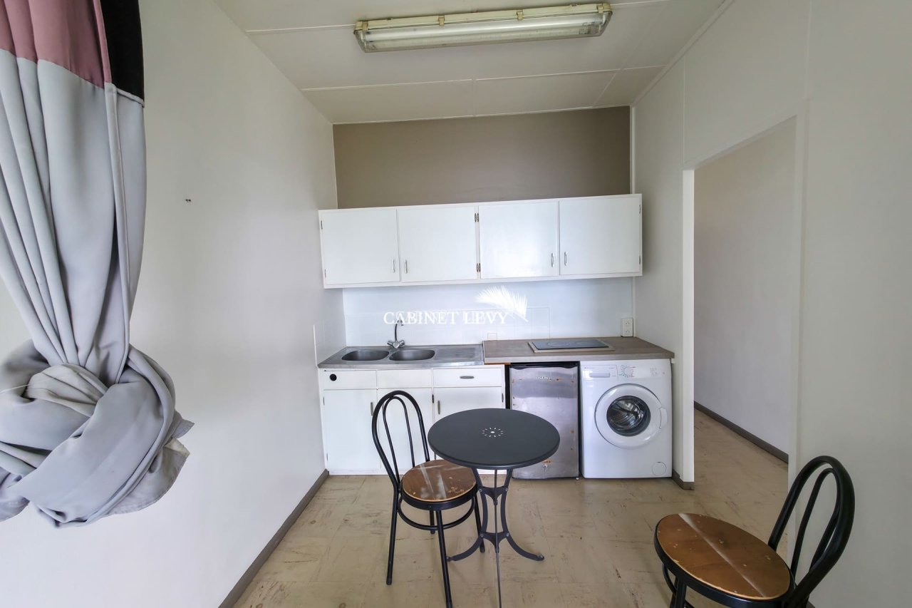 A louer Studio BORD DE MER à Arue (Coin cuisine)