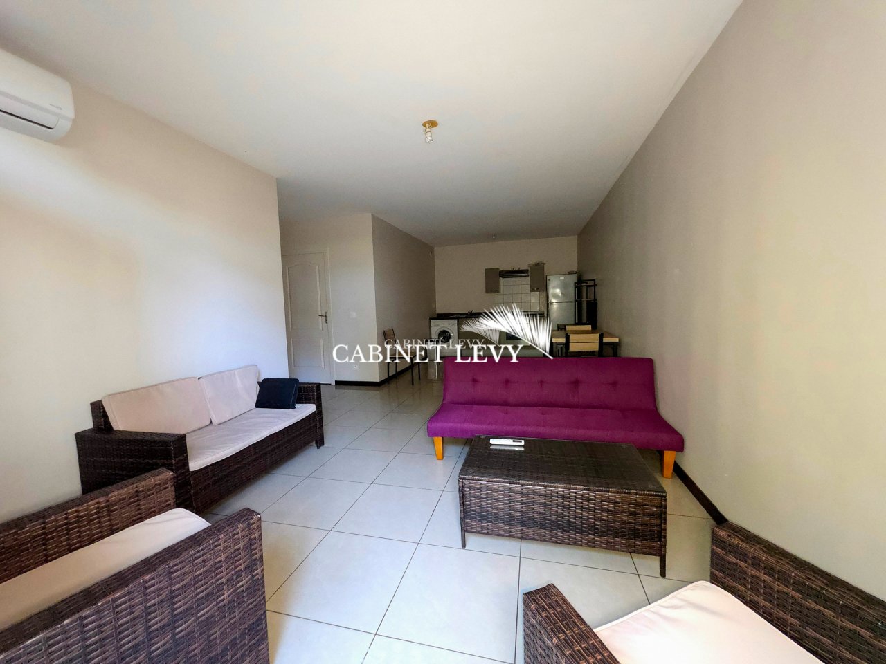 À louer appartement F2 "Meublé &amp; Équipé" à Punaauia (Proche Papeete)