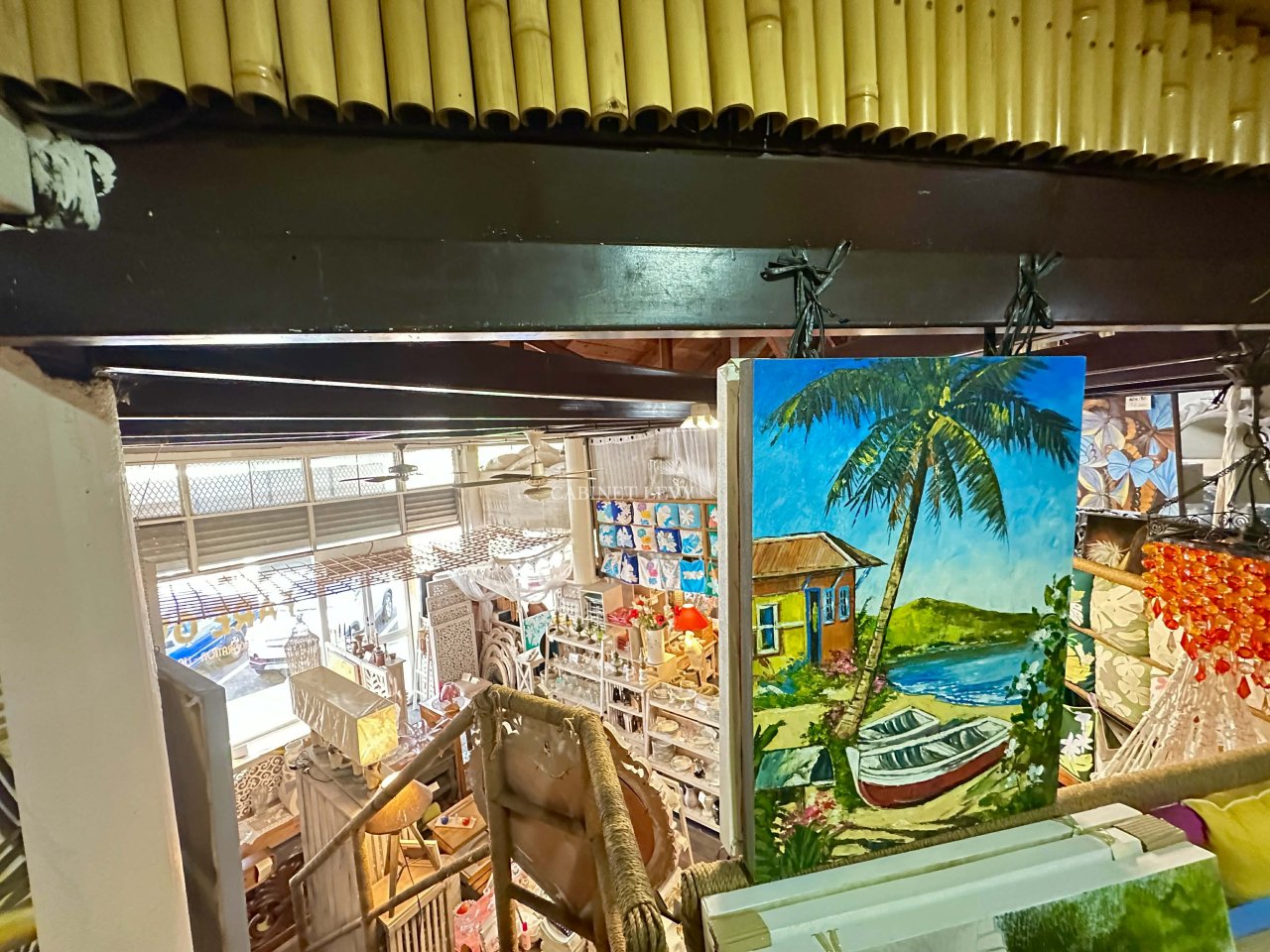 LOCAL À VENDRE sur PAPEETE - surface 147 m2