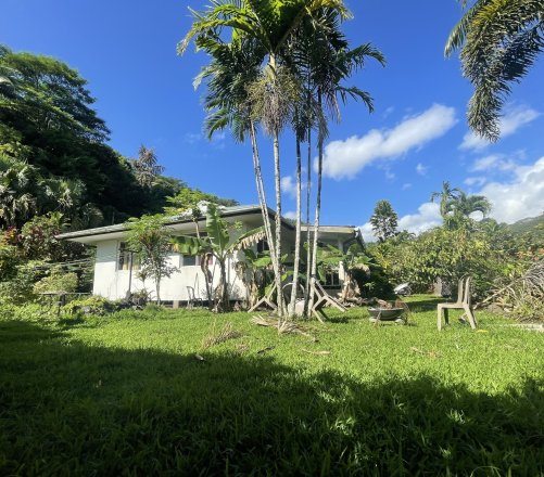 À LOUER FARE T3 MEUBLÉ -JARDIN CLOS - MAHINA