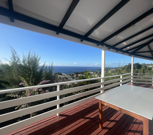À LOUER MAISON T4 MEUBLÉE VUE OCÉAN ARUE - ERIMA