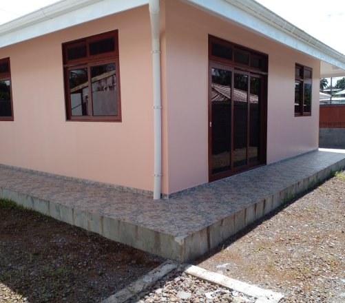 TARAVAO CENTRE A LOUER MAISON NEUVE F2