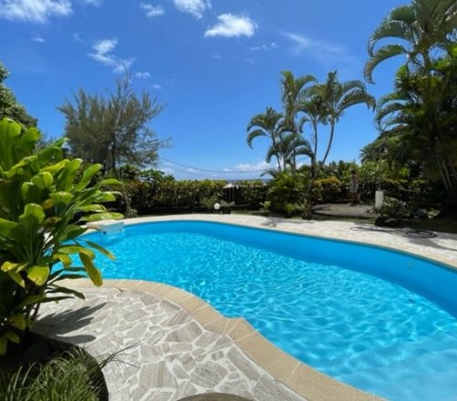 À LOUER - ARUE - MAISON T4 MEUBLÉE - PISCINE ET VUE MER