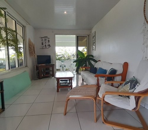 À LOUER – MAISON T3 MEUBLÉE VUE MOOREA – ARUE