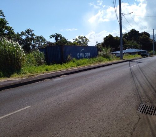 PLATEAU TARAVAO TERRAIN COMMERCIAL