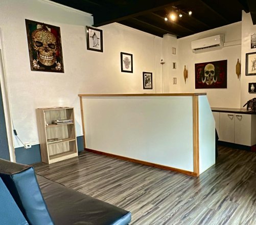 PAS DE PORTE À VENDRE – LOCAL COMMERCIAL de 125M²