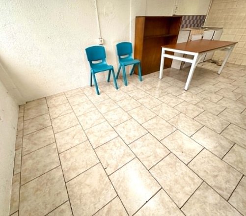À LOUER LOCAL sur PAPEETE de 20m2 au 1er étage